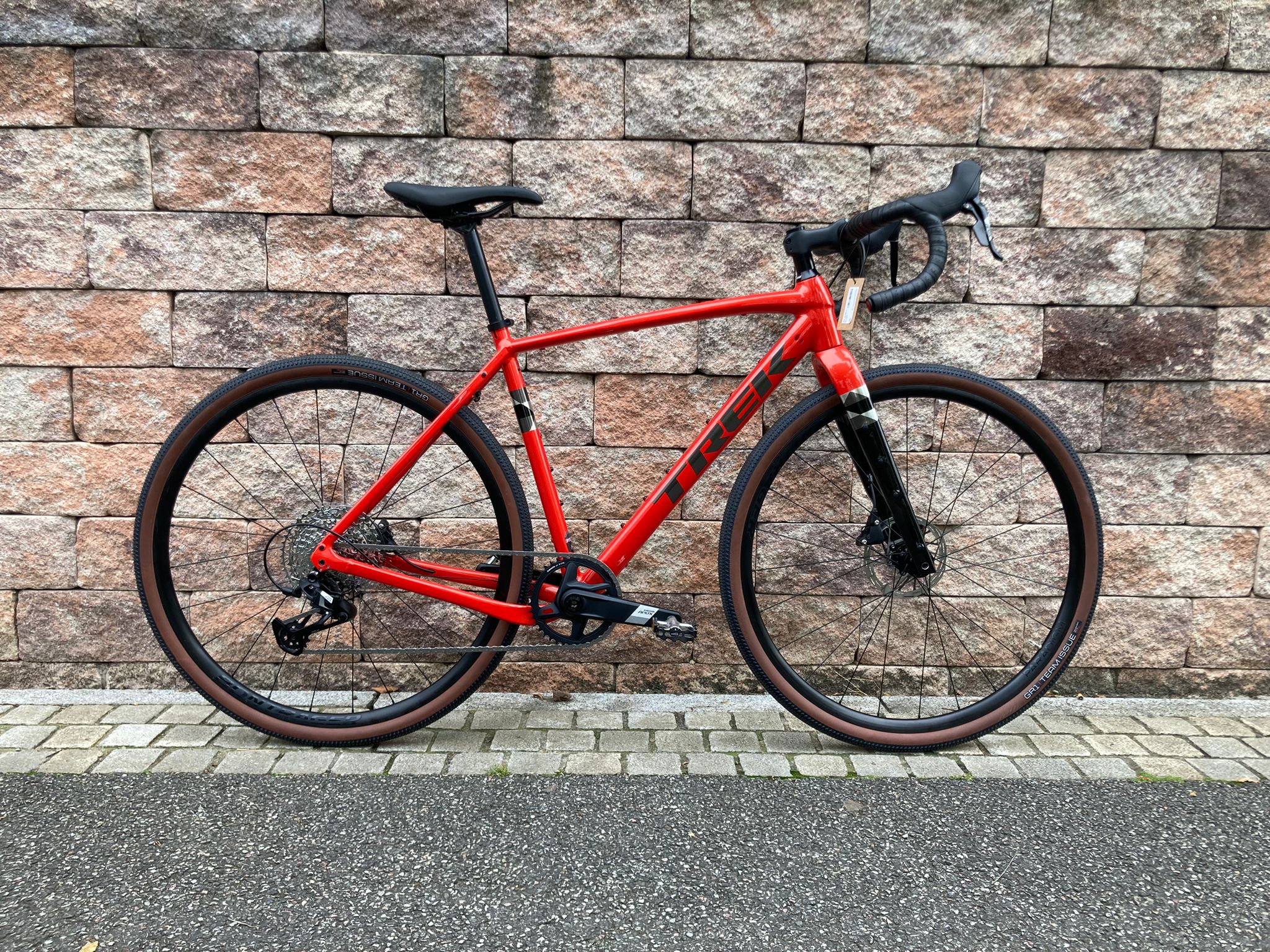 Trek Checkpoint ALR 5